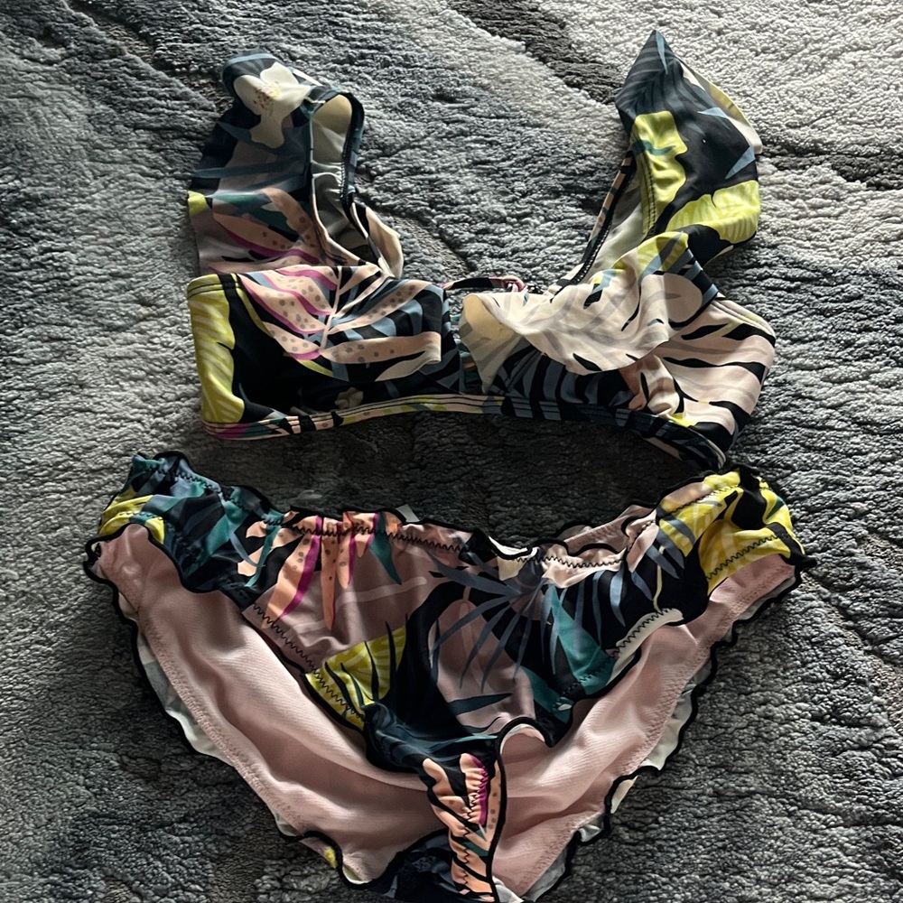 Kids Floral Ruffle Bikini Set